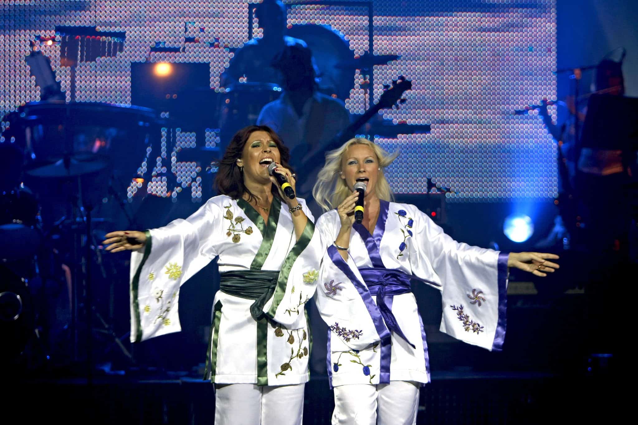 Waterloo - The ABBA Tribute